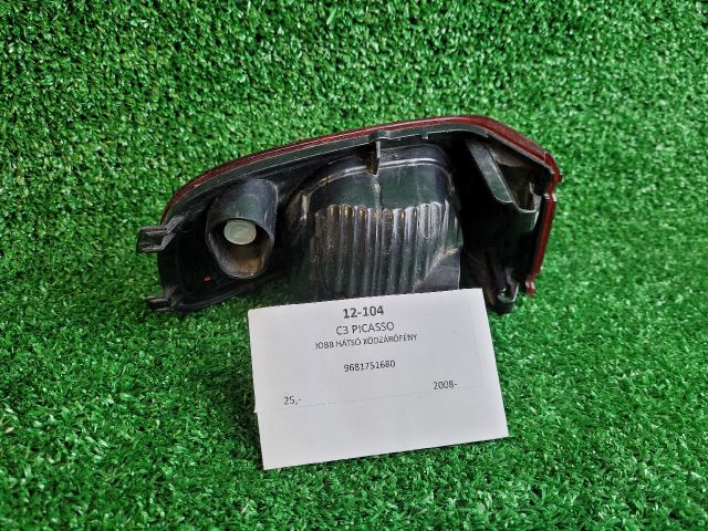 bontott CITROËN C3 PICASSO Jobb Ködzárófény