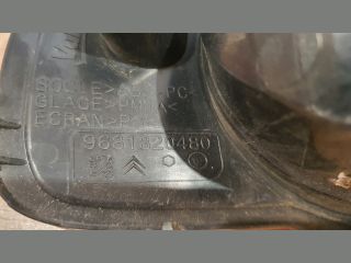 bontott CITROËN C3 PICASSO Jobb Ködzárófény