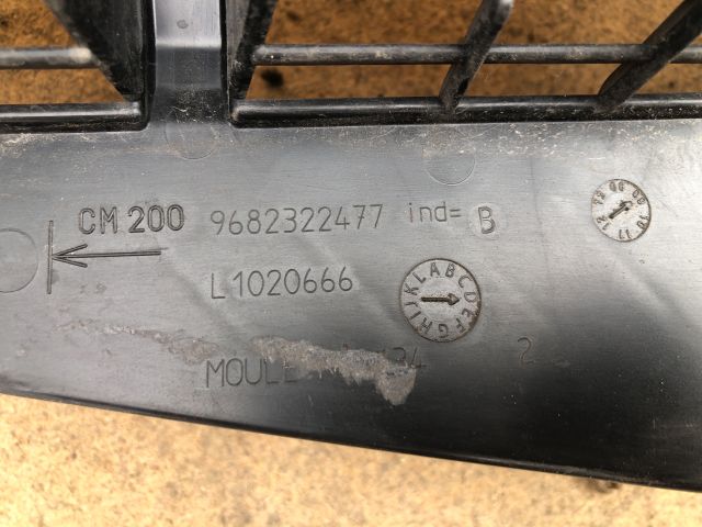 bontott CITROËN C3 PICASSO Levélrács