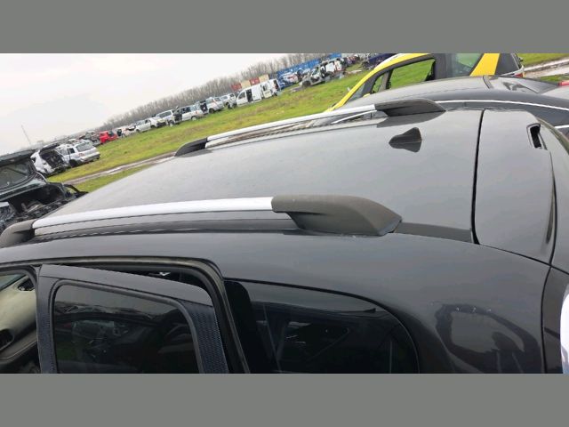 bontott CITROËN C3 PICASSO Tetősín Pár