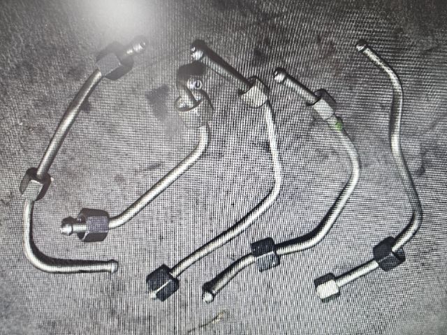 bontott CITROËN C3 PICASSO Üzemanyagcső