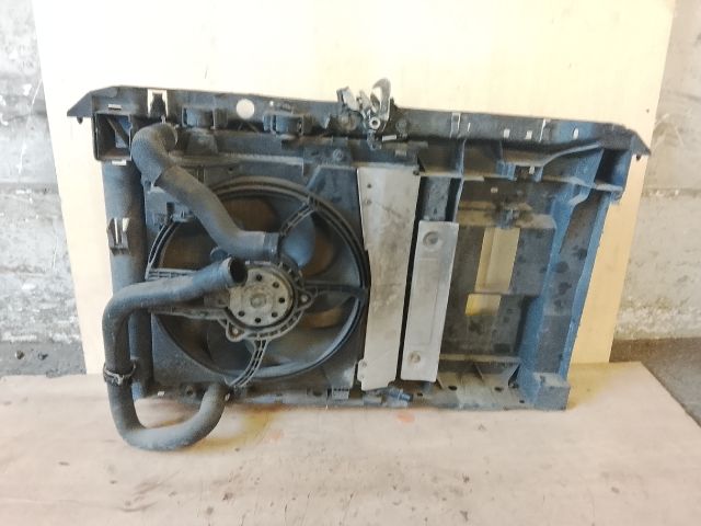 bontott CITROËN C3 PLURIEL Hűtőventilátor Keret