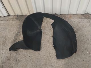 bontott CITROËN C3 PLURIEL Bal első Dobbetét (Kerékjárati, Műanyag)