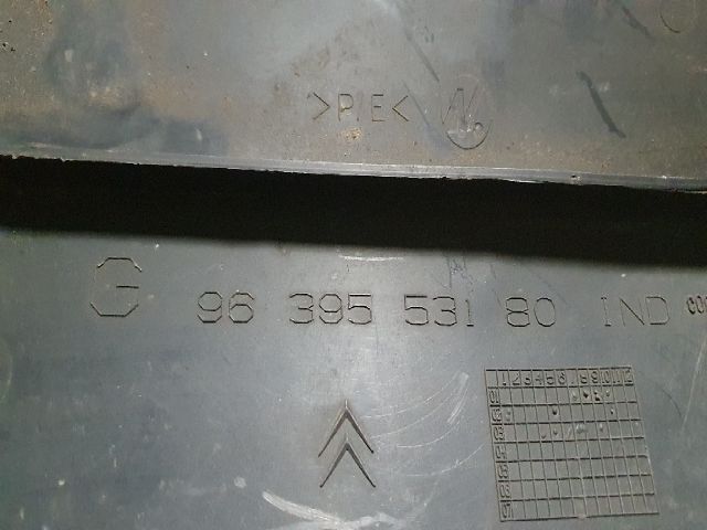 bontott CITROËN C3 PLURIEL Bal első Fenéklemez