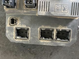 bontott CITROËN C3 PLURIEL Biztosítéktábla Utastér