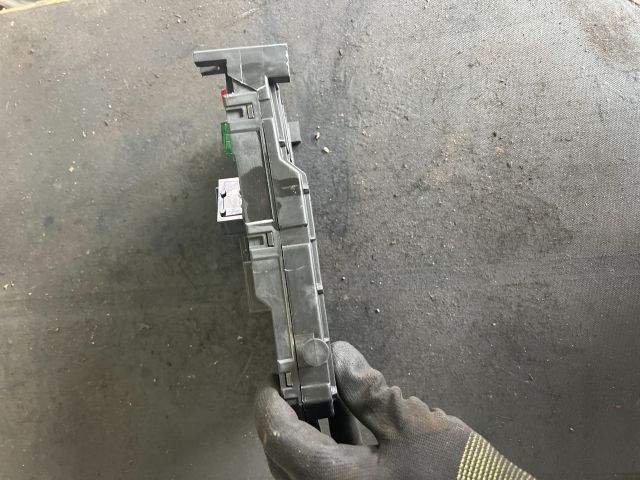 bontott CITROËN C3 PLURIEL Biztosítéktábla Utastér