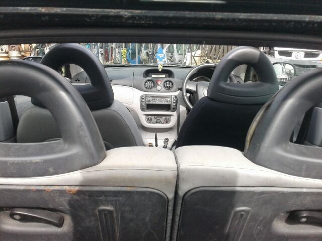 bontott CITROËN C3 PLURIEL Csomagtérajtó (Üres lemez)