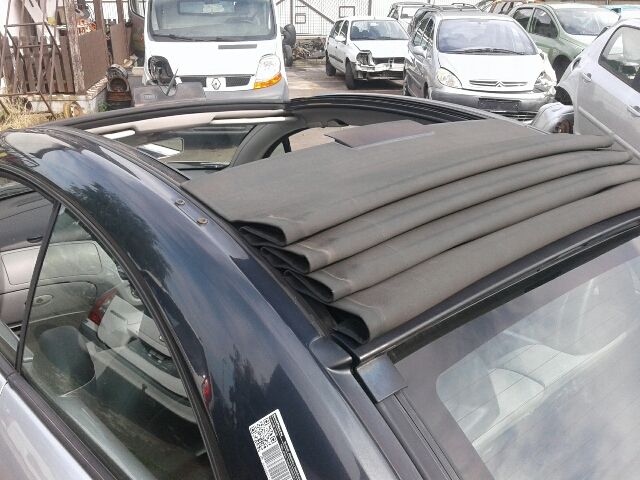 bontott CITROËN C3 PLURIEL Csomagtérajtó (Üres lemez)