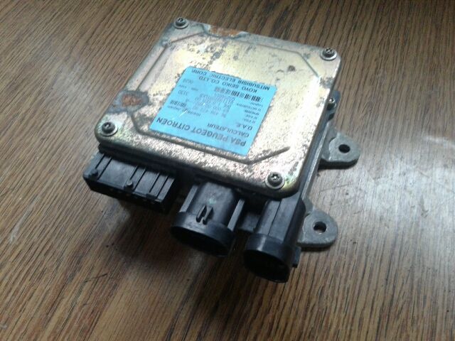 bontott CITROËN C3 PLURIEL Csomagtérajtó (Üres lemez)