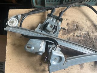 bontott CITROËN C3 PLURIEL Jobb első Ablakemelő Szerkezet (Elektromos)