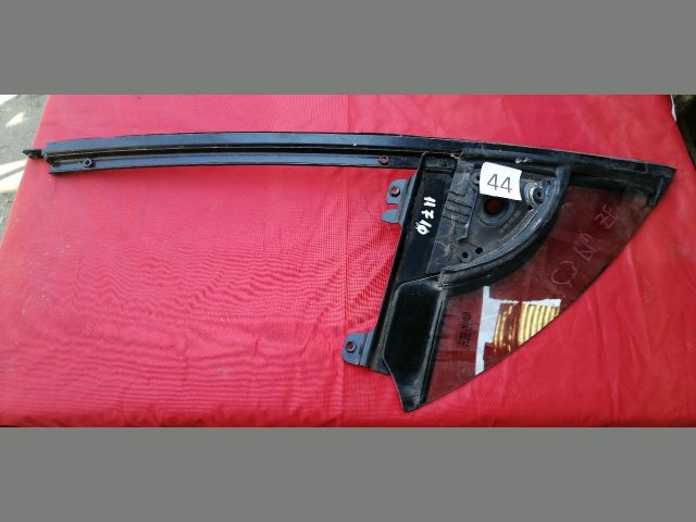 bontott CITROËN C3 PLURIEL Jobb első Fixüveg (Ajtóban)