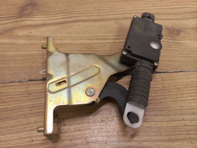 bontott CITROËN C3 PLURIEL Központizár Motor Csomagtérajtó