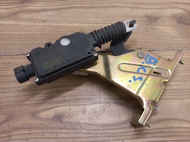 bontott CITROËN C3 PLURIEL Központizár Motor Csomagtérajtó