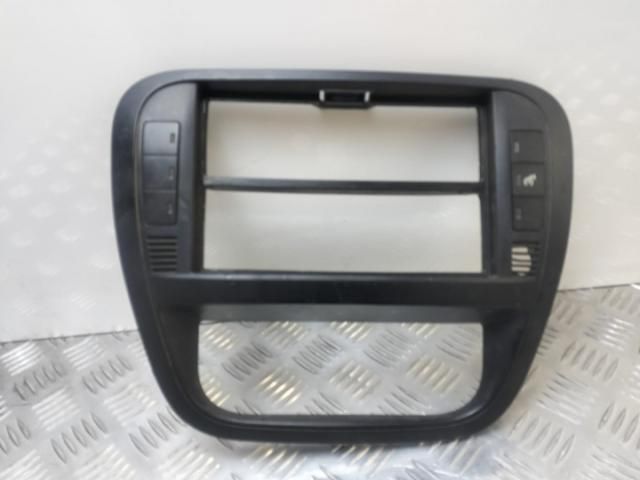 bontott CITROËN C3 Rádió / CD Keret