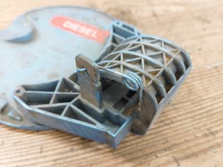 bontott CITROËN C3 Tankajtó