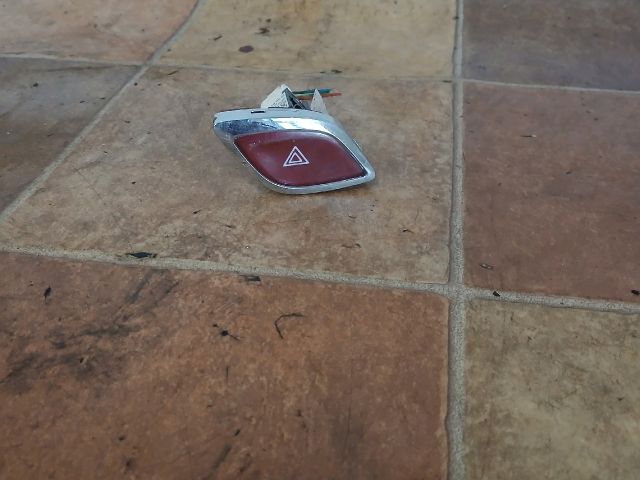 bontott CITROËN C3 Vészvillogó Kapcsoló