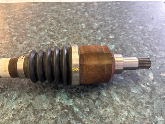 bontott CITROËN C4 Bal Féltengely