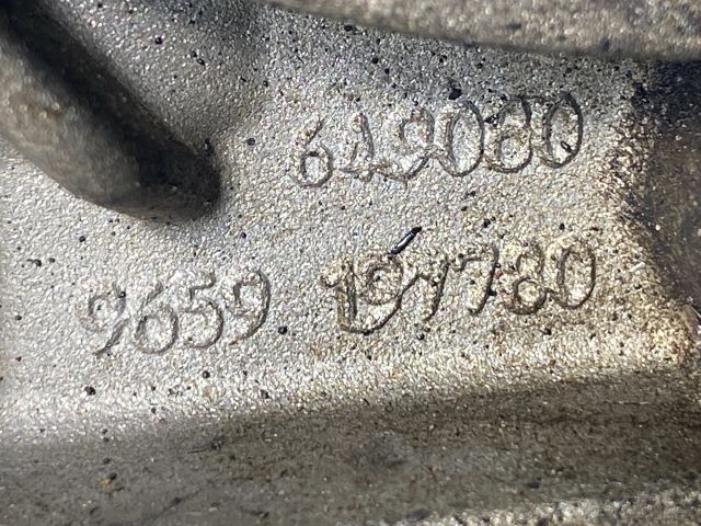 bontott CITROËN C4 Generátor Tartó Bak