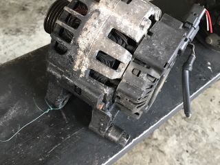 bontott CITROËN C4 Generátor