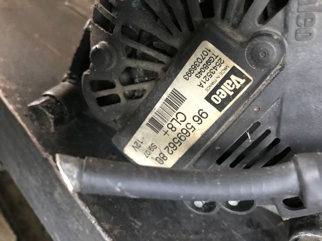 bontott CITROËN C4 Generátor