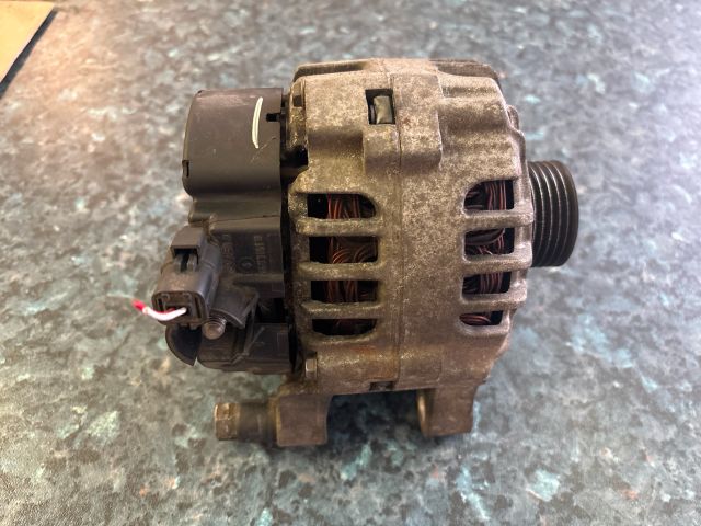 bontott CITROËN C4 Generátor