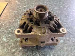 bontott CITROËN C4 Generátor