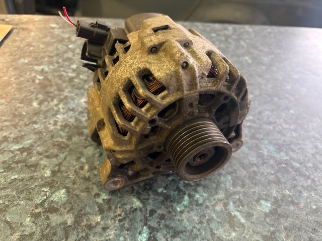 bontott CITROËN C4 Generátor