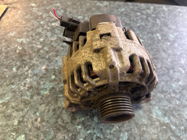 bontott CITROËN C4 Generátor