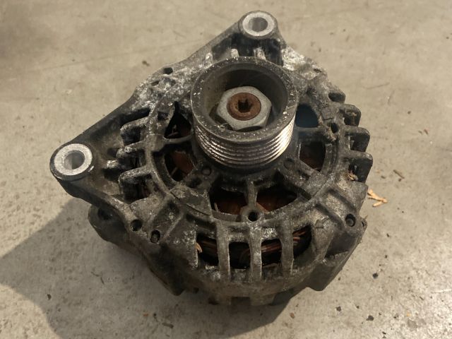 bontott CITROËN C4 Generátor