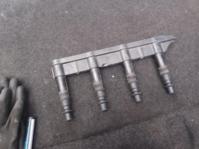 bontott CITROËN C4 Gyújtótrafó