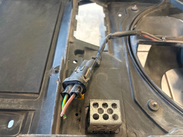 bontott CITROËN C4 Hűtőventilátor