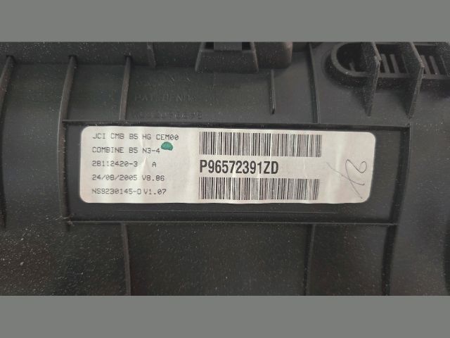 bontott CITROËN C4 Kilométeróra