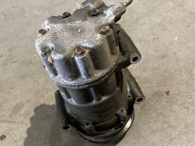 bontott CITROËN C4 Klímakompresszor