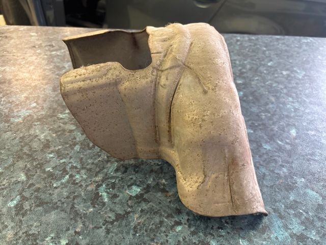 bontott CITROËN C4 Leömlő Hővédő Lemez