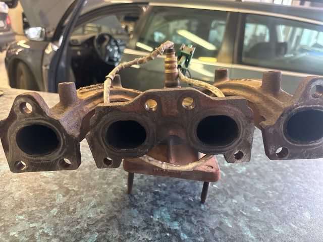 bontott CITROËN C4 Leömlő (Soros)