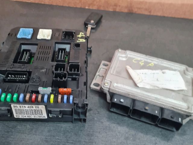 bontott CITROËN C4 Motorvezérlő