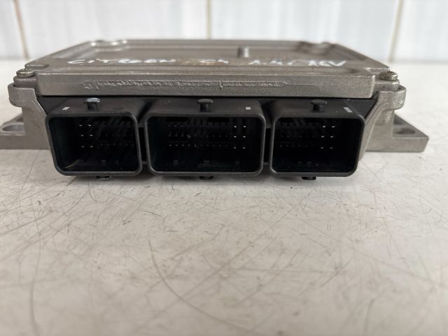 bontott CITROËN C4 Motorvezérlő