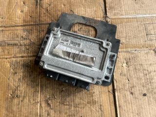 bontott CITROËN C4 Motorvezérlő