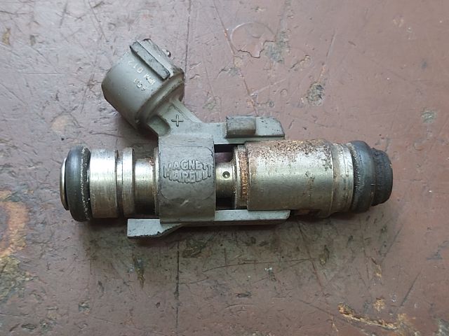 bontott CITROËN C4 Porlasztó (1 db)