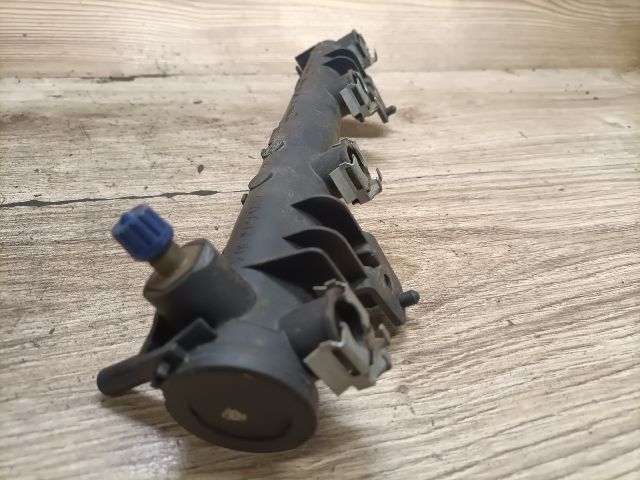 bontott CITROËN C4 Porlasztó Sor / Híd