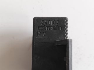 bontott CITROËN C4 Üzemanyag Szivattyú Relé