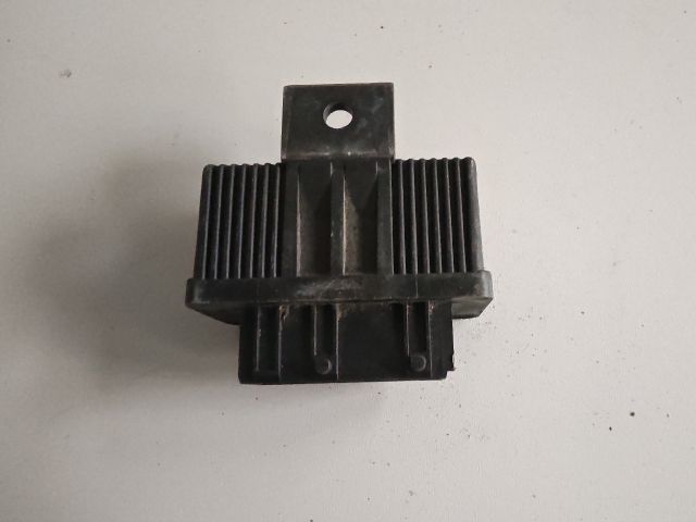 bontott CITROËN C4 Üzemanyag Szivattyú Relé