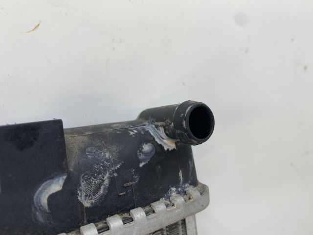 bontott CITROËN C4 Vízhűtő Radiátor (Klímás)