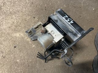 bontott CITROËN C4 ABS Kocka