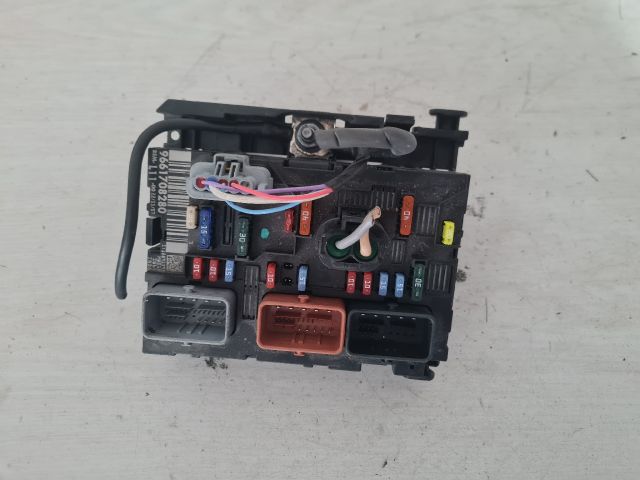 bontott CITROËN C4 Biztosítéktábla Motortér