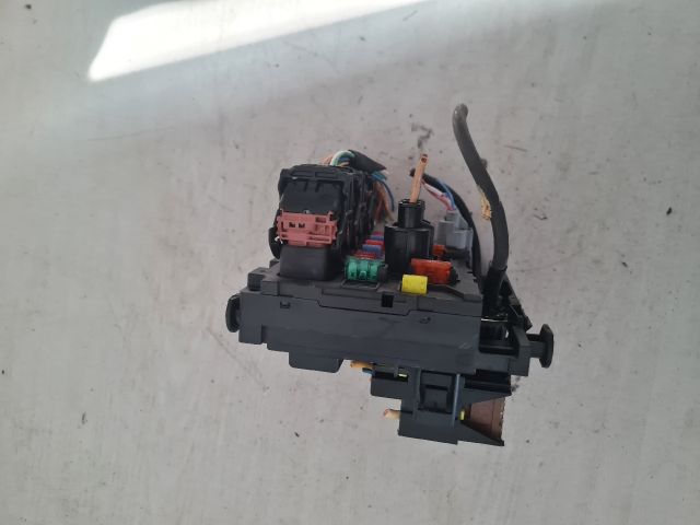 bontott CITROËN C4 Biztosítéktábla Motortér