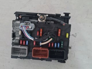 bontott CITROËN C4 Biztosítéktábla Motortér