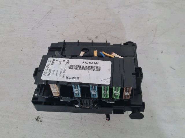 bontott CITROËN C4 Biztosítéktábla Motortér