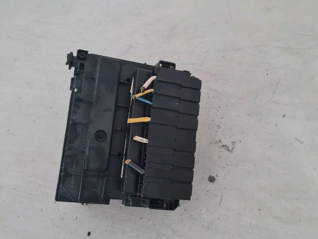 bontott CITROËN C4 Biztosítéktábla Motortér