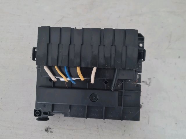 bontott CITROËN C4 Biztosítéktábla Motortér